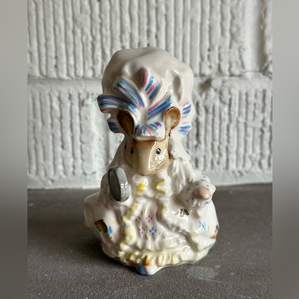 Vintage Beatrix Potter Lady Mouse figurine 1951